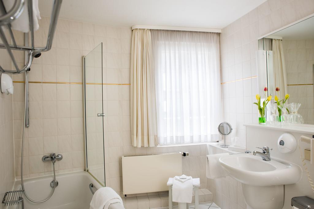 Hotel Schere Northeim Eksteriør bilde